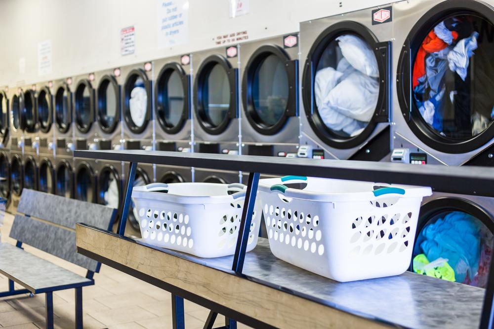 Laundry amenities in Maitland, FL